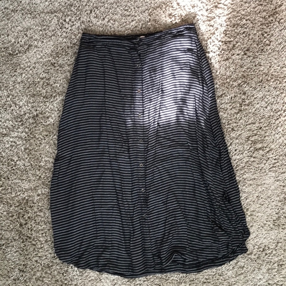 Merona High waisted midi skirt